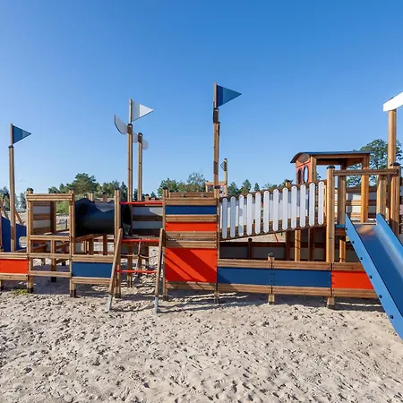 Apartment Marina 22 Luksusowy Z Widokiem Na Rzeke Polwysep Epapartamenty Dziwnow